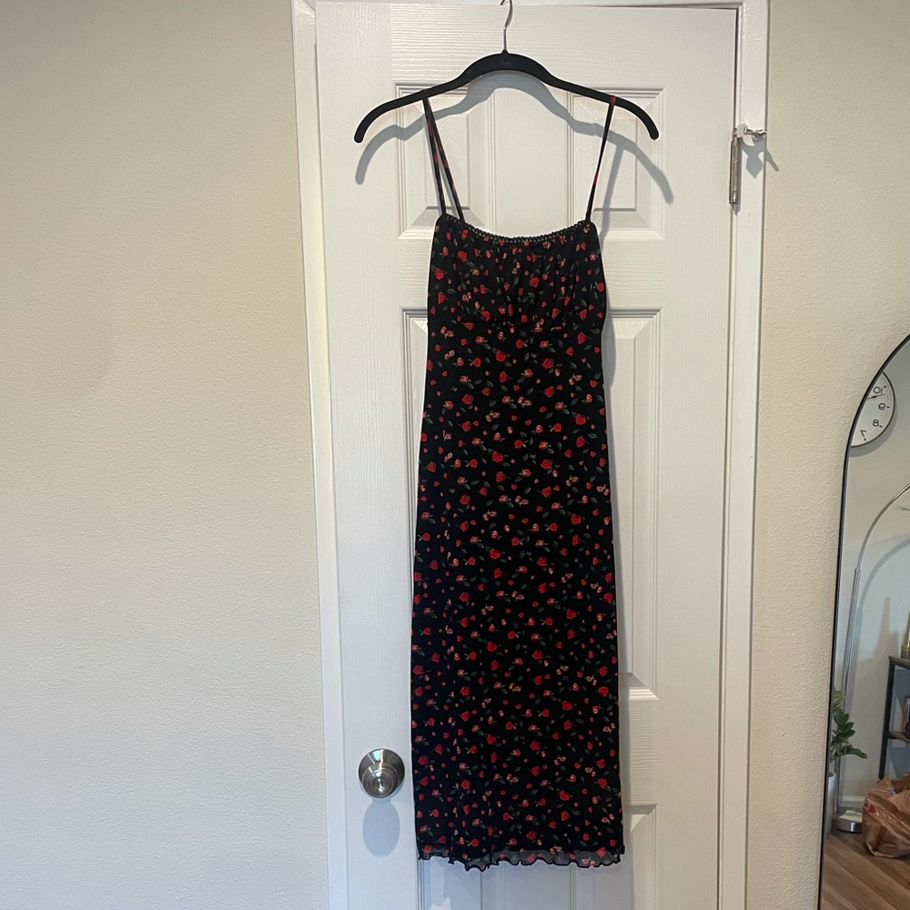 Black/ red floral print midi dress
